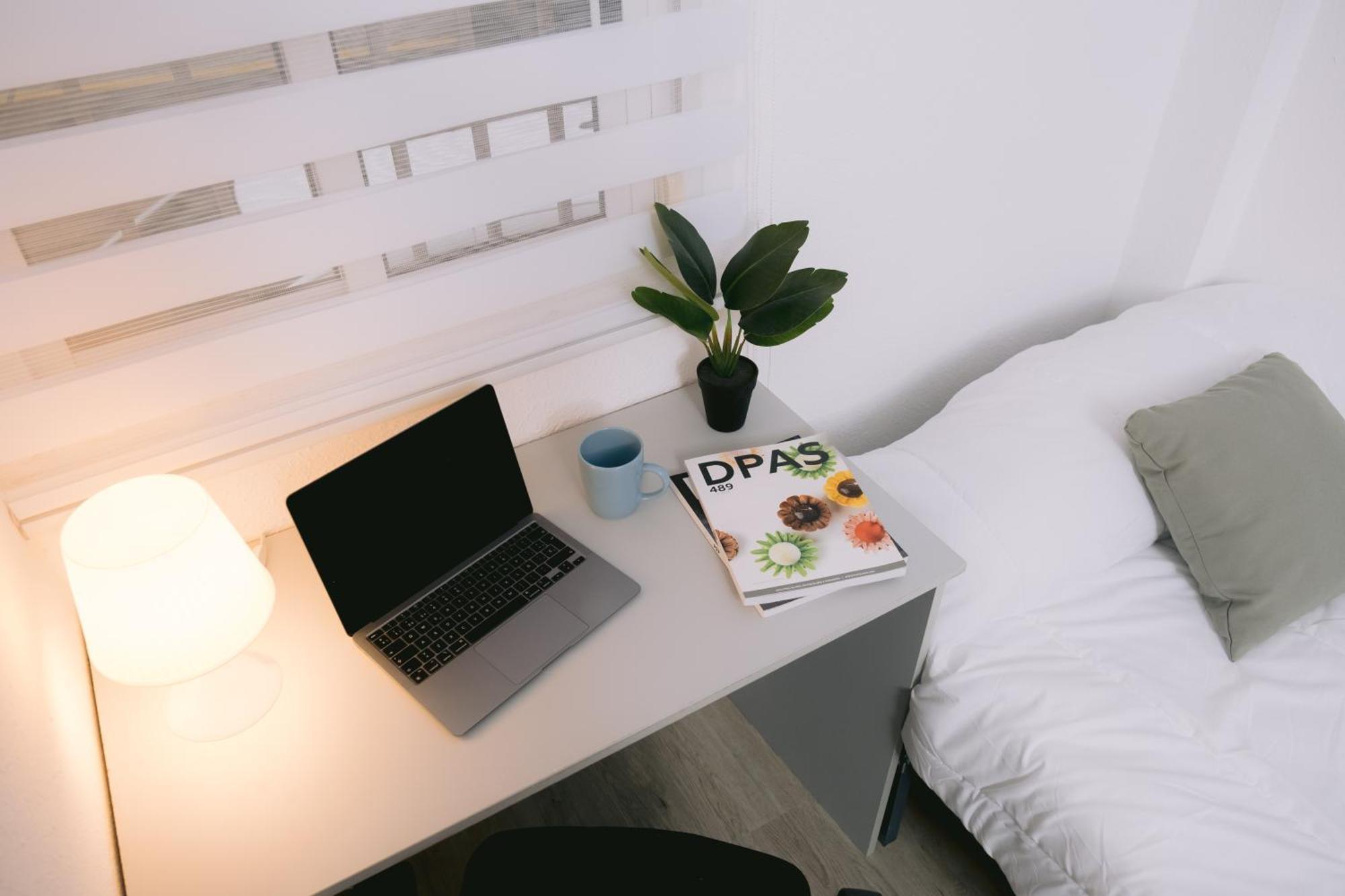 Piso Compartido Delyrent, Renfe Guest house