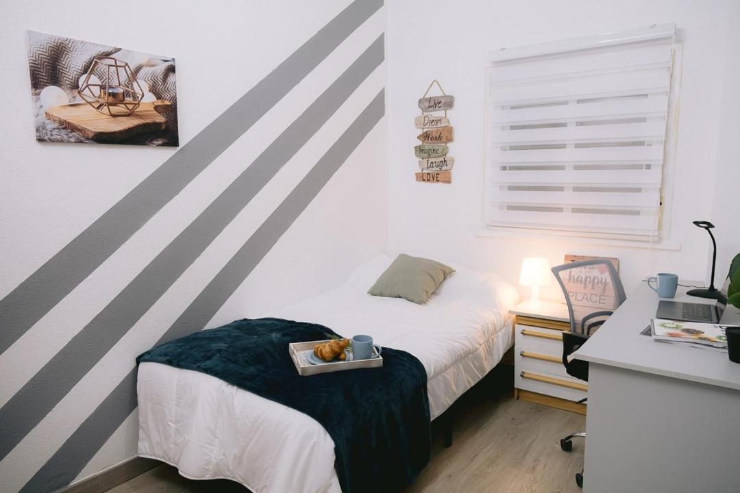 Piso Compartido Delyrent, Renfe Guest house