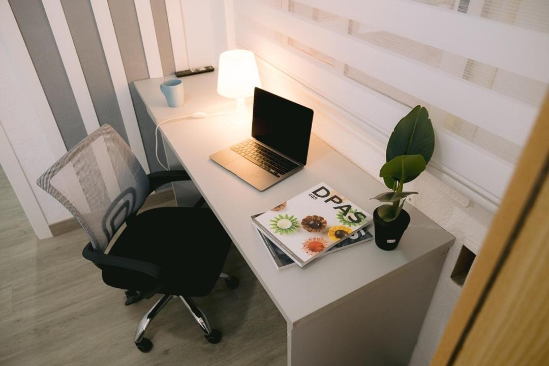 Piso Compartido Delyrent, Renfe Guest house *